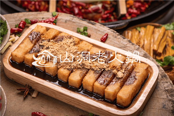 重庆老火锅哪里最好吃？这家店好吃得流眼睛水！