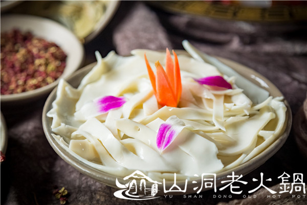 重庆老火锅哪家最好吃？一入这店深似海！