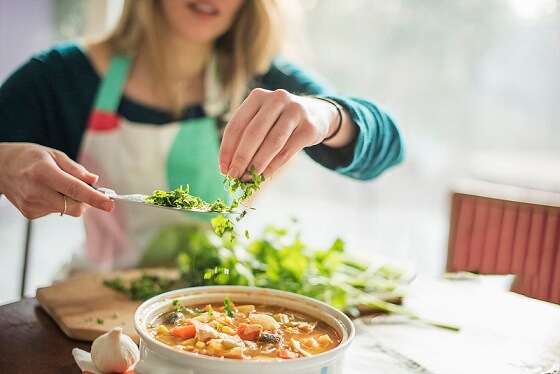 养生鼎鲍汁捞饭加盟优势