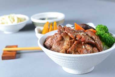 嘢兽酱烧烤肉饭加盟支持