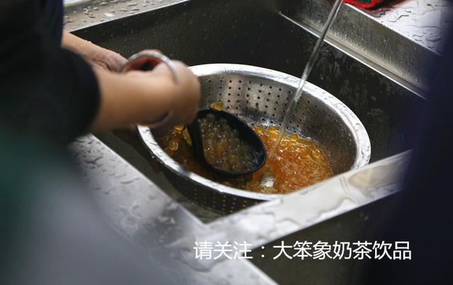 素匠泰茶奶茶加盟
