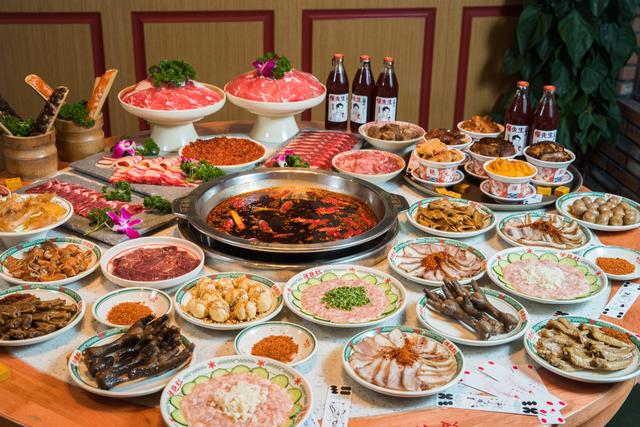 四川辣卤火锅店加盟前景分析(四川火锅陈艳红牛肉老火锅加盟前景如何) 四川辣卤火锅店加盟前景分析