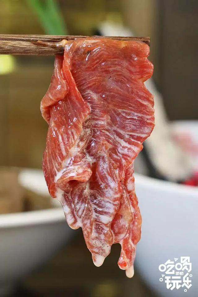 重庆辣聚井格火锅加盟
