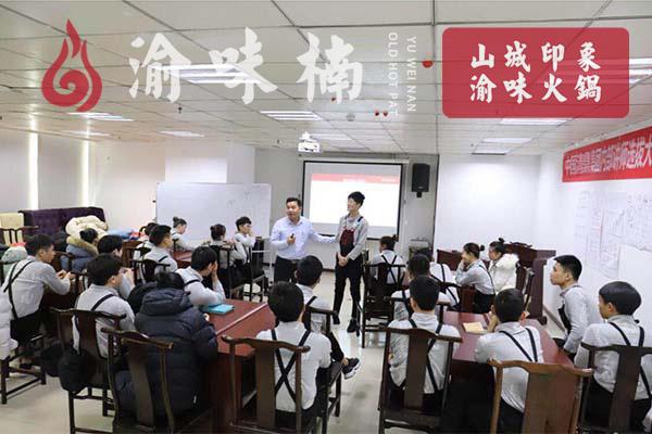火锅烧烤店加盟还是自己开好