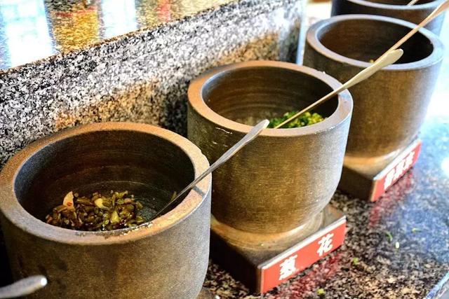 祝贺 憨石匠鲜菜火锅汉川加盟店盛大开业