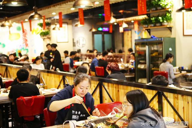 西宁阿串串老火锅加盟店地址