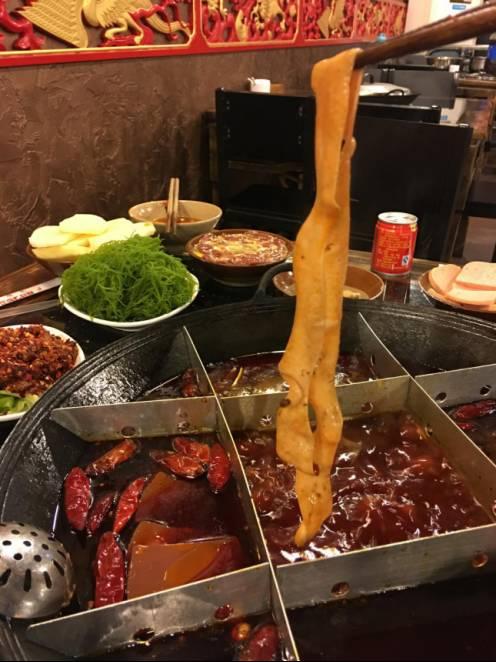 不加盟的重庆老火锅(重庆这家人气老火锅) 不加盟的重庆老火锅