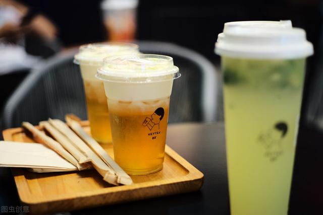 做奶茶加盟能赚钱吗(只有加盟商赚钱) 做奶茶加盟能赚钱吗