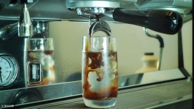 想开奶茶店是加盟好还是自营好