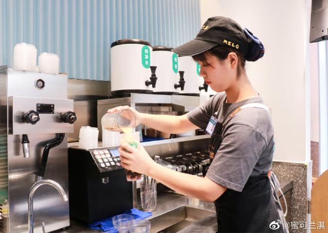 奶茶店加盟好还是技术好