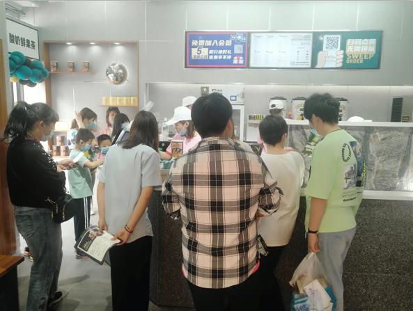 奶茶加盟有哪几类费用(开奶茶加盟店需要的几种成本费用) 奶茶加盟有哪几类费用