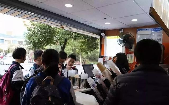 火锅店是先加盟还是先选址