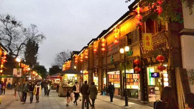 火锅店是先加盟还是先选址