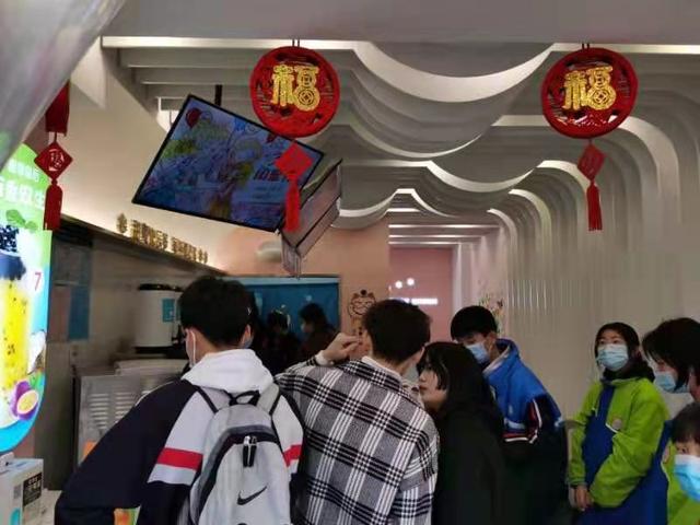 奶茶加盟与自己开的区别