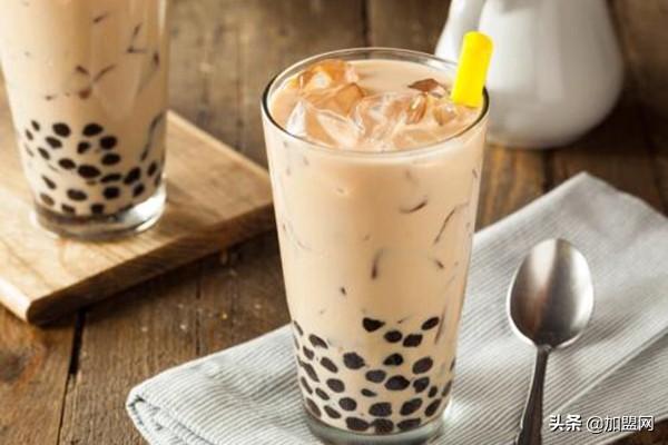 加盟店奶茶一个月能赚多少