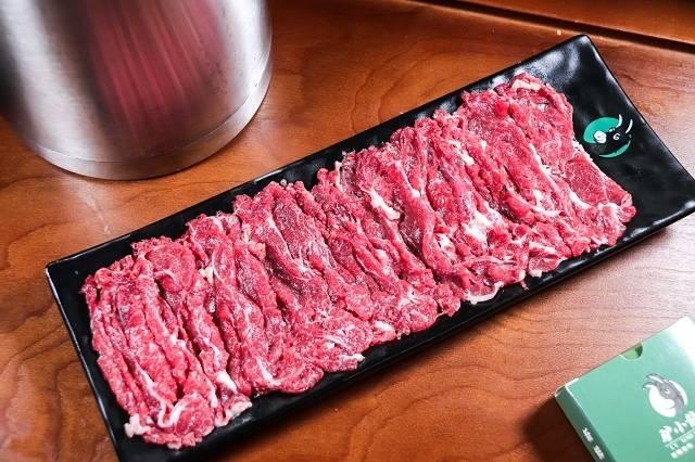 驴小龙鲜驴肉火锅加盟