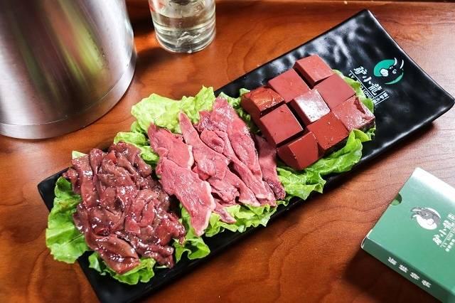 驴小龙鲜驴肉火锅加盟