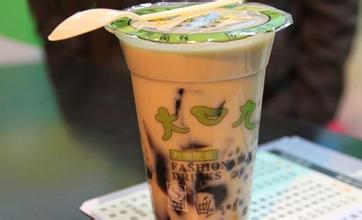 大口九奶茶加盟商