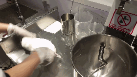 品牌奶茶加盟连锁店6