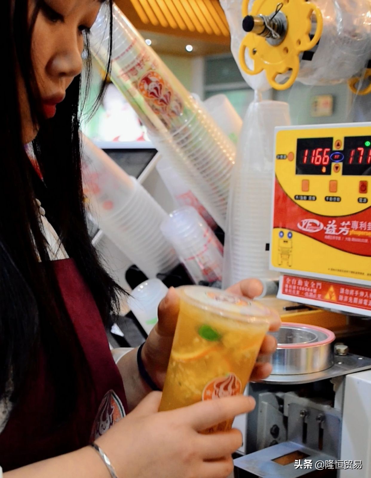 加盟一家奶茶店需要投资多少