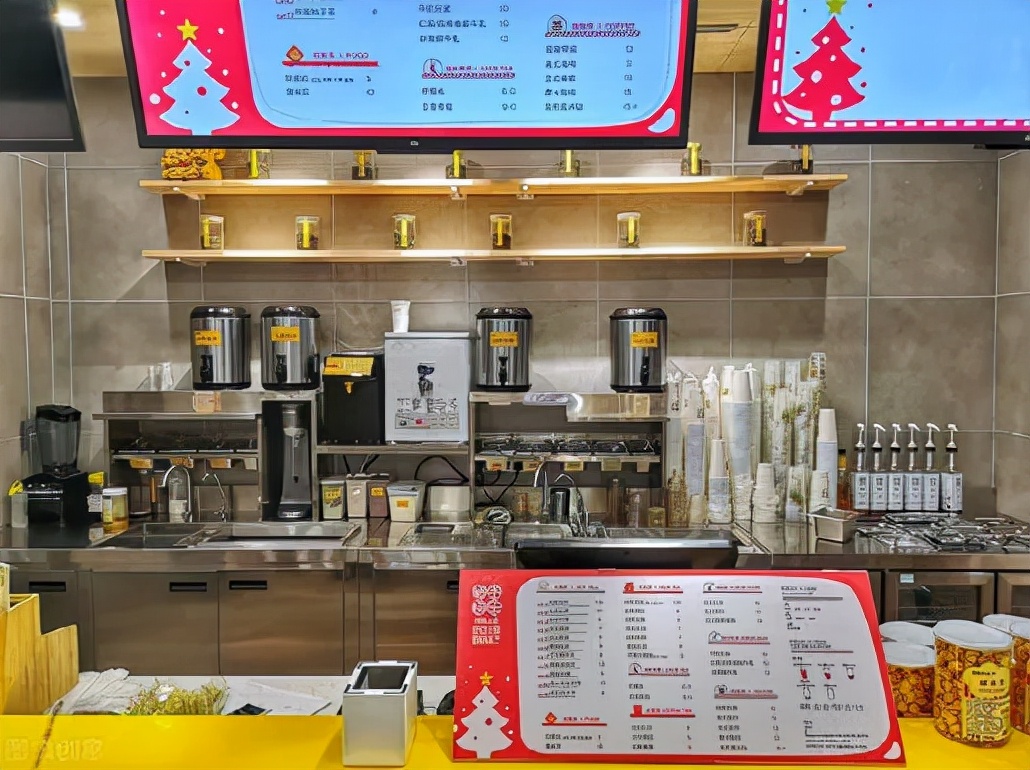 茶饮加盟店利弊分析(加盟连锁奶茶店的利与弊)